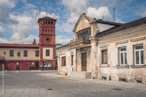 Obraz na płótnie Main square and historic buildings in Sulejow, Lodzkie, Poland w salonie