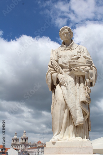 Obraz na płótnie statue of saint vicente of lisboa w salonie