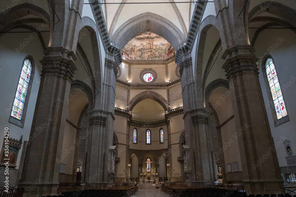 Panoramic view of interior of Cattedrale di Santa Maria del Fiore