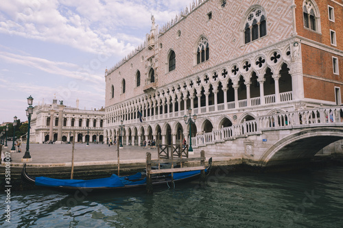 Panoramic view of Doge's Palace (Palazzo Ducale) on Piazza San Marco © TravelFlow