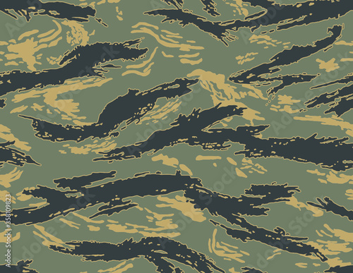 Camouflage seamless pattern.Tiger stripes © Dusan