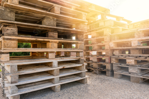Bilde på lerret Huge piles of different type of pallet