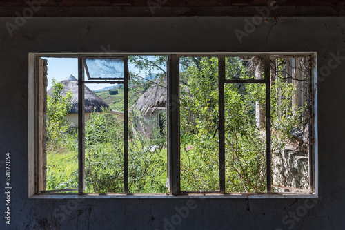 Ruins of the historic hotel in Royal Natal National Park