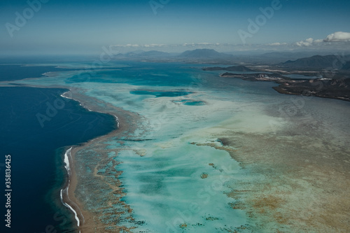 Le Lagon Caledonien vu du ciel