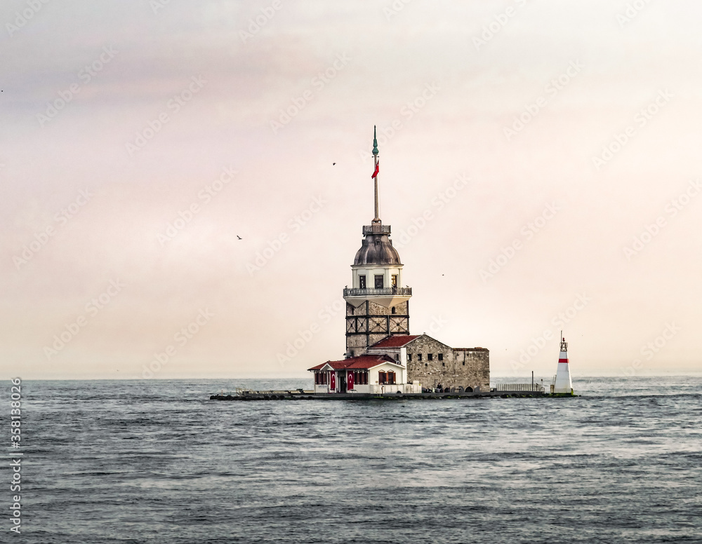 Mer Bosphore Phare Istanbul
