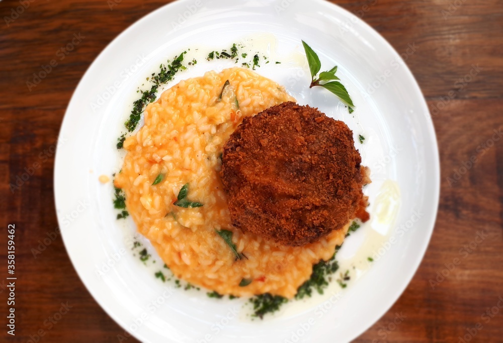 Risoto com Polpetone Risoto com Polpetone