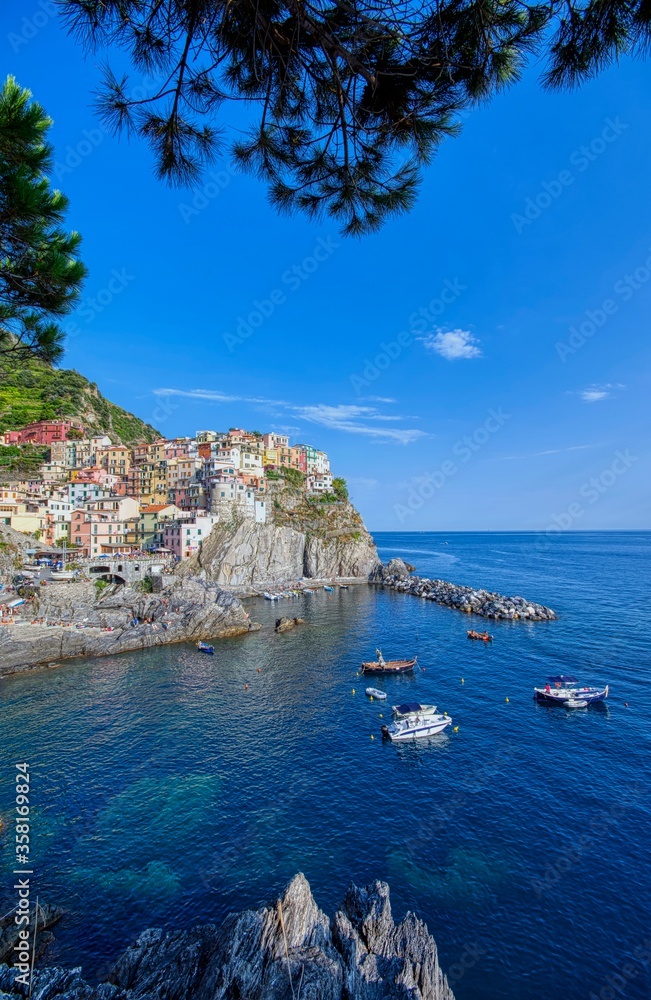  Manarola is a beautiful small town in the province of La Spezia, Liguria, north of Italy and one of the five Cinque terre.