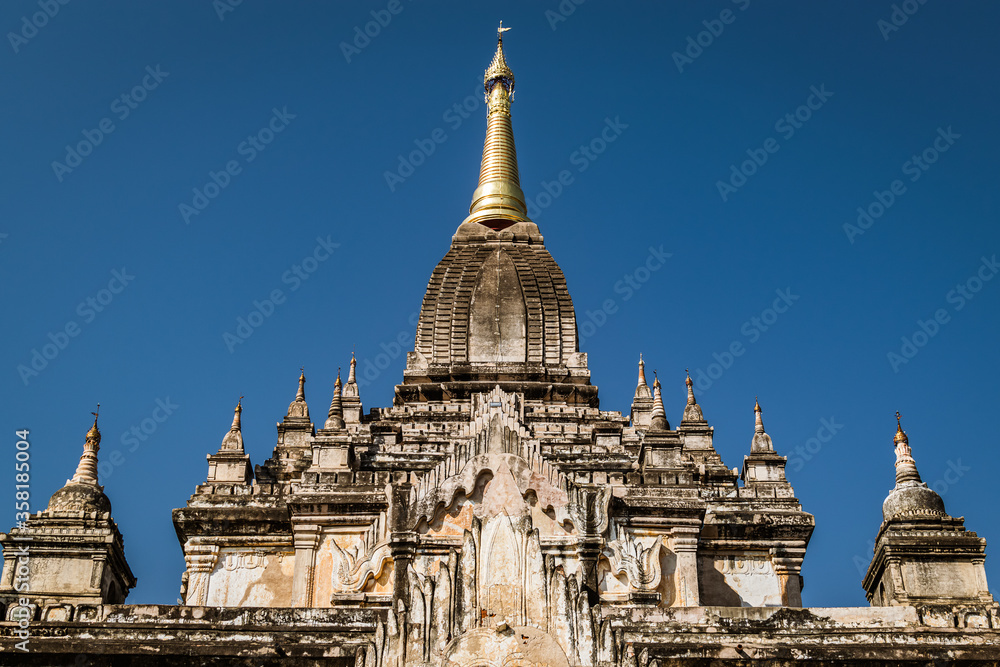 Roof detail of Gawdawpalin Temple in Bagan archaeological zone. This is a famous buddhist temple, built in the mid-12th century.