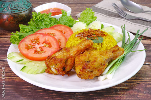 Briyani rice with crispy fried chicken wings, Halal food / Muslim food