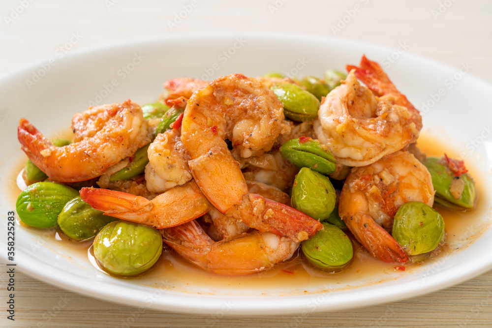 Stir-Fried Twisted Cluster Bean with Shrimp Stir-Fried Twisted Cluster Bean with Shrimp