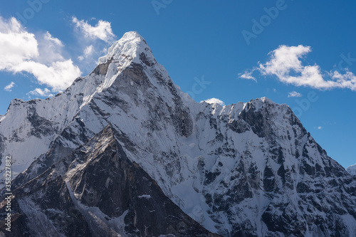 Ama Dablam mountain peak, most famous peak in Everest region, Himalaya mountains range, Nepal © skazzjy