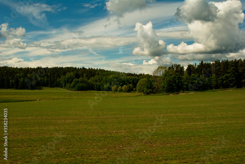 Fototapeta Naklejka Na Ścianę i Meble -  landscape with clouds and sky