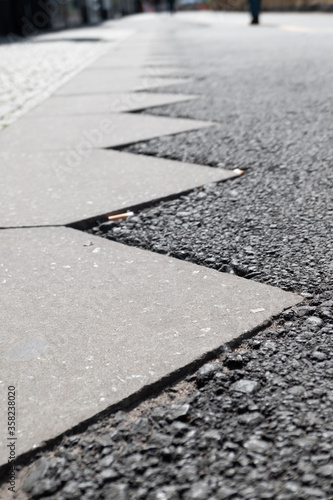 Pavement mixed pavement