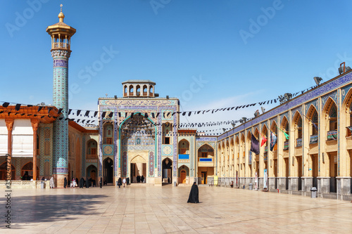 Amazing view of courtyard and gate, the Shah Cheragh Mosque