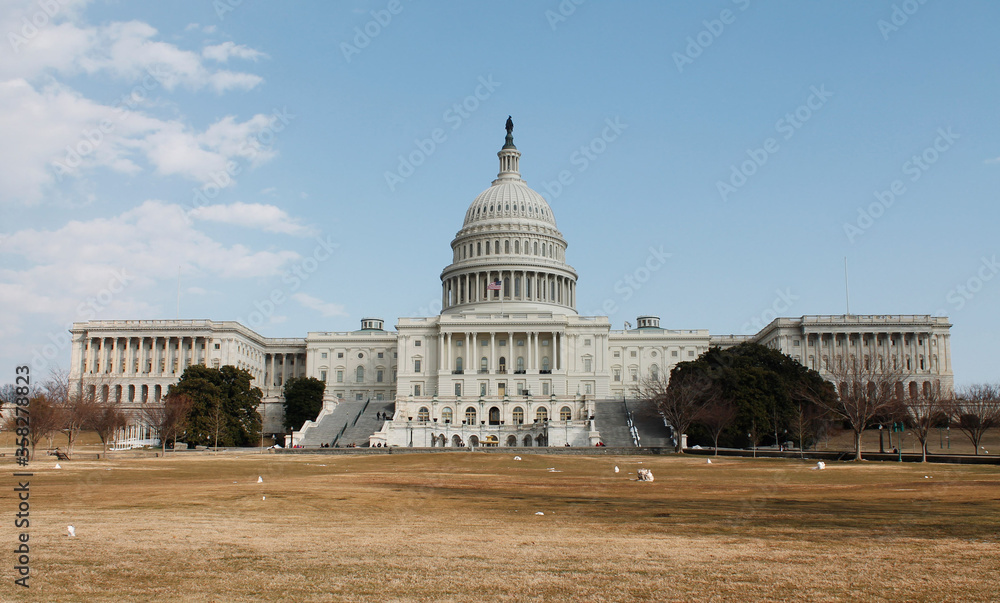 Ausgetrocknete Wiese vor dem Capitol in Washington D.C. USA