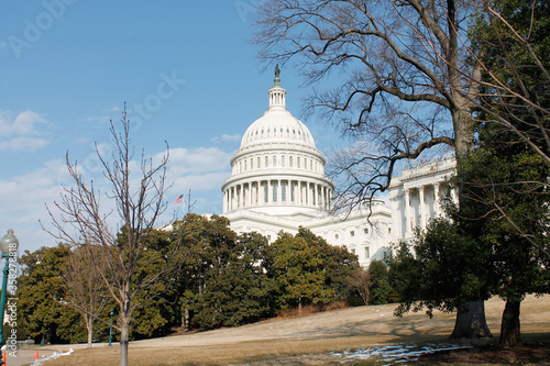 Capitol in Washington im Februar im Sonnenlicht