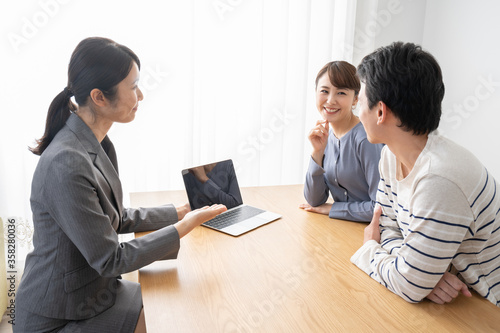 Wallpaper Mural 営業するビジネスマン Torontodigital.ca