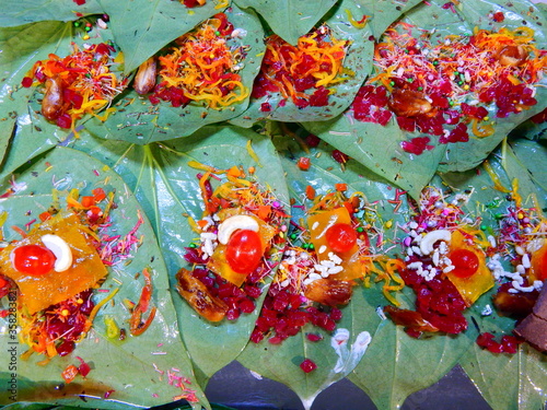 Banarasi Paan is a famous mouth freshener in specially UP , Bihar and all over the India. Betel leaves are stuffed with Catechu, Pickling Lime, Areca Nut, Plain Tobacco and other things.
