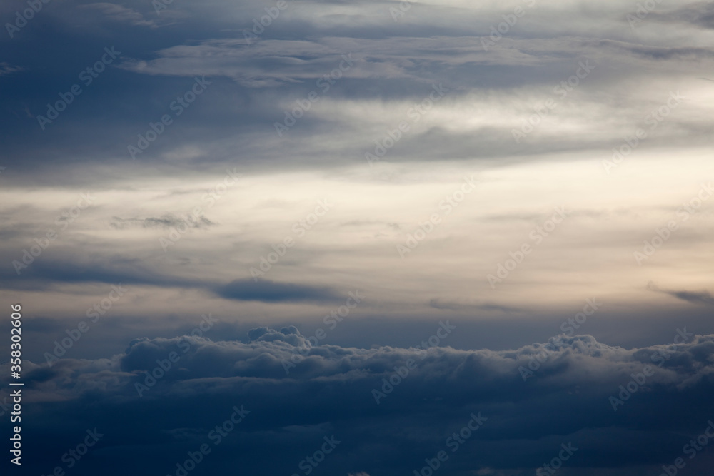 Cloudy sky with a dramatic sense. Cloudy sky with a dramatic sense.