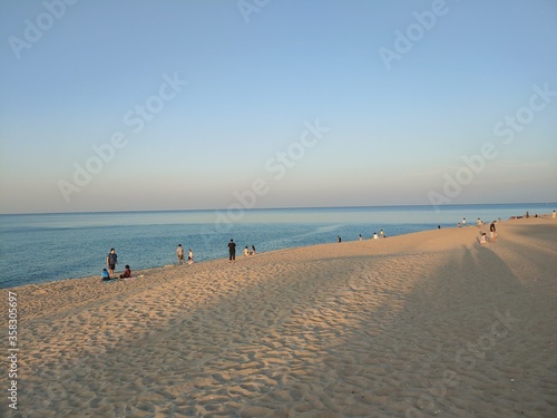 바닷가 해변 석양