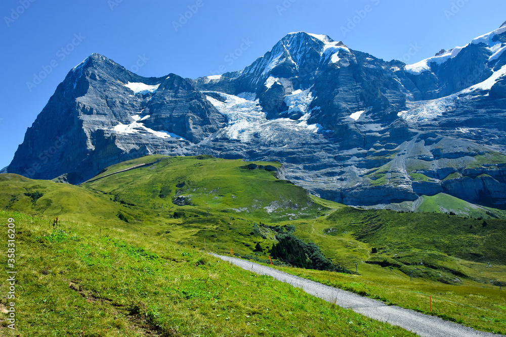 Naklejka premium Beautiful scenery on the route Bernese Oberland, Switzerland