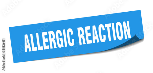 allergic reaction sticker. allergic reaction square isolated sign. allergic reaction label