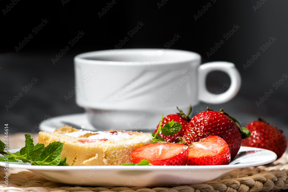 rolada truskawkowa, jedzenie, płyta, posiłek, kawa, deser, filizanka, delikatesowy, ciastka, czerwień, biała, słodki, owoc, swiezy, przepyszny, truskawki, rolada, kawa rolada truskawkowa, jedzenie, płyta, posiłek, kawa, deser, filizanka, delikatesowy, ciastka, czerwień, biała, słodki, owoc, swiezy, przepyszny, truskawki, rolada, kawa