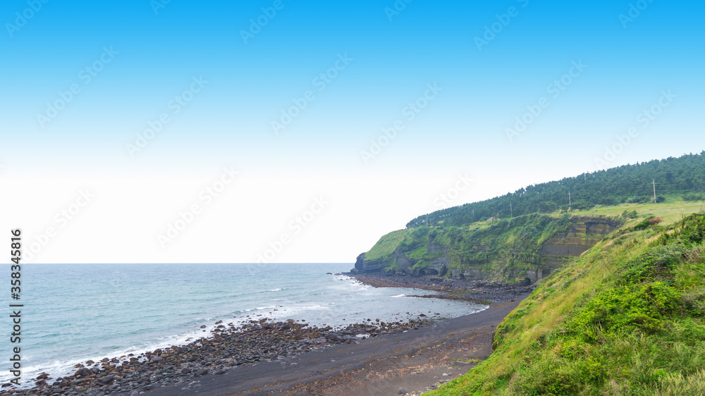 Naklejka premium Gulf and Rocky Beach at Peninsula Daejeong Eup