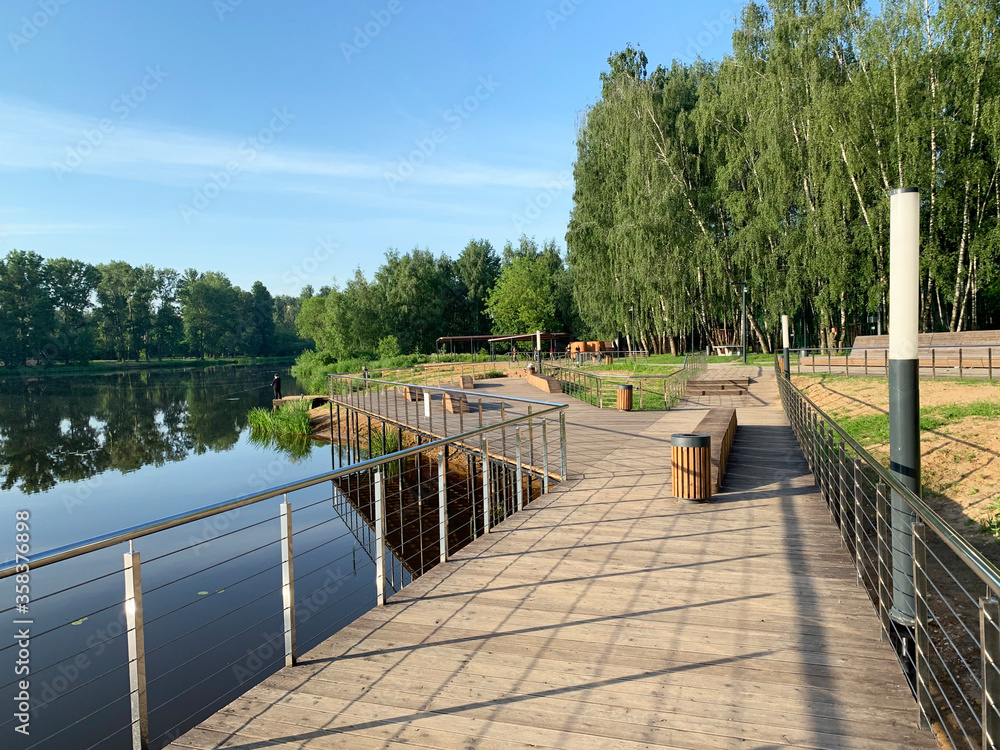 Fototapeta premium Moscow region, the city of Balashikha. Park zone Solnechnaya (Sunny) on the bank of Pekhorka river in summer morning
