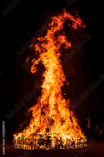 Tableau sur toile Bonfires de San Juan, is one of the most deeply rooted popular festivals in the Catalan countries
