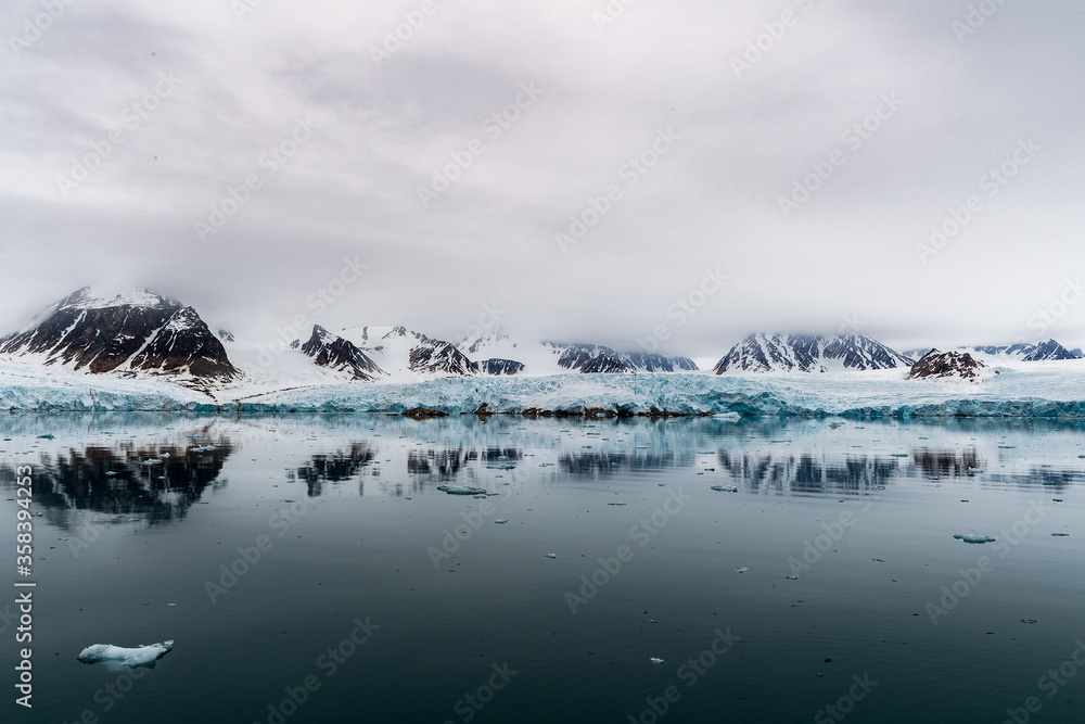 Obraz premium Winter landscape of the nature of Arctic