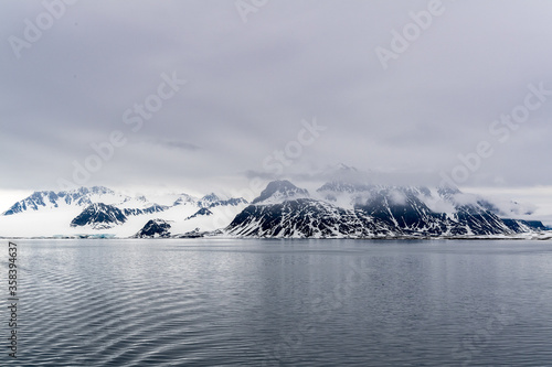 Wallpaper Mural Winter landscape of the nature of Arctic Torontodigital.ca