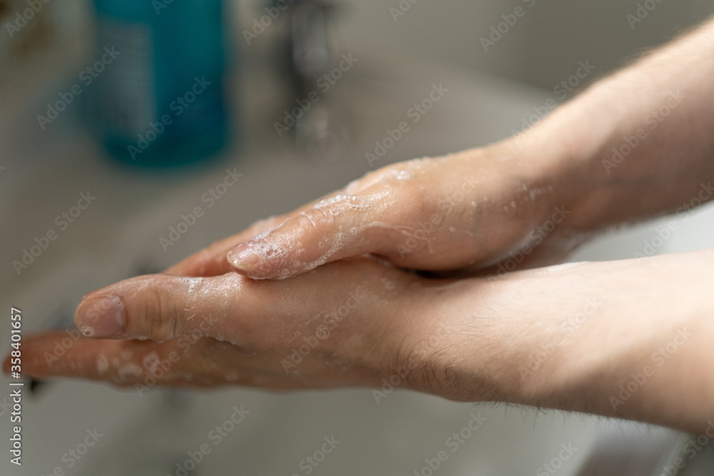 Fototapeta premium hand washing coronavirus