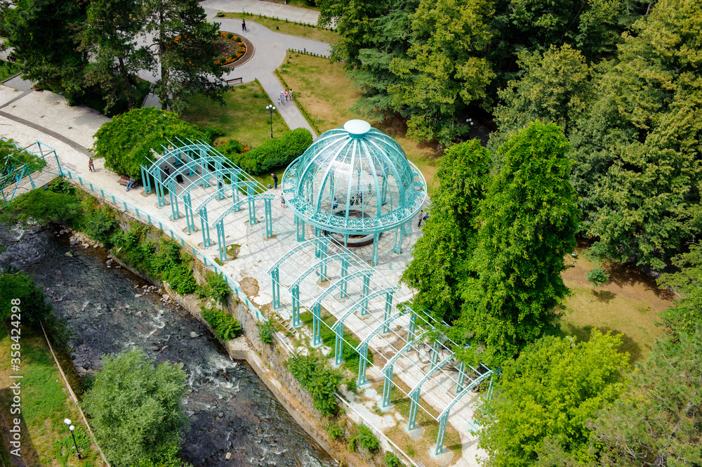Φωτογραφία It's Architecture in the national park of a Borjomi, resort town in Georgia