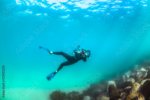 Underwater photographer  © Gary