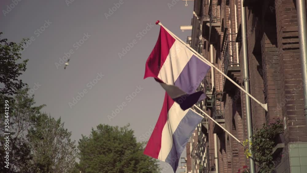 Waving Dutch Flag / Wapperende Nederlandse vlag
