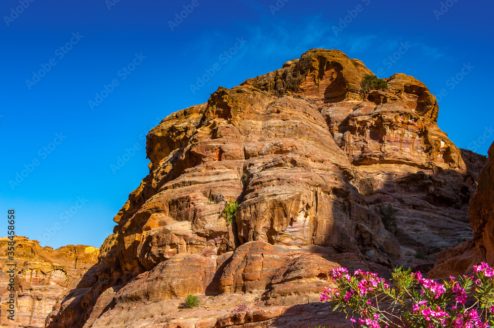 Fototapeta premium It's Nature and mountains of Petra, Jordan