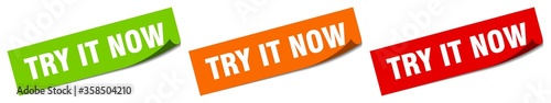 try it now sticker. try it now square isolated sign. try it now label