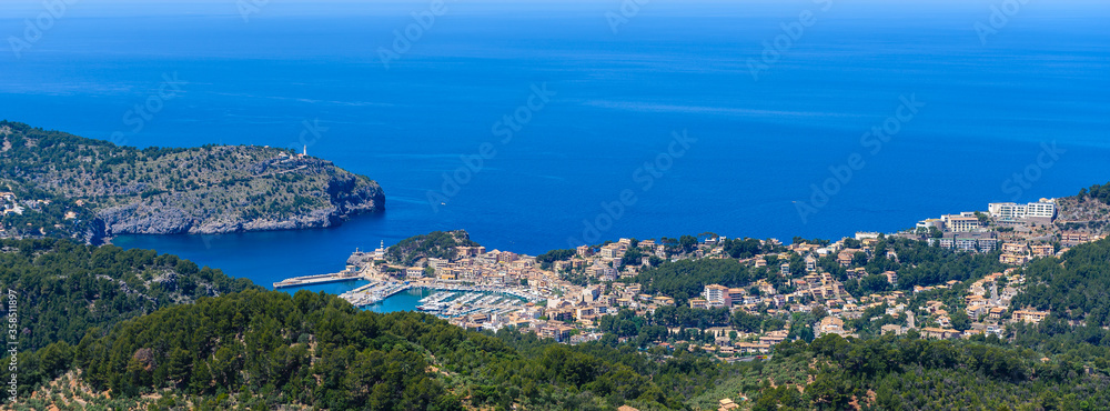 Blick auf die Bucht von Soller, Mallorca