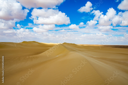 It's Beautiful sand dunes in the Sahara Desert, Egypt