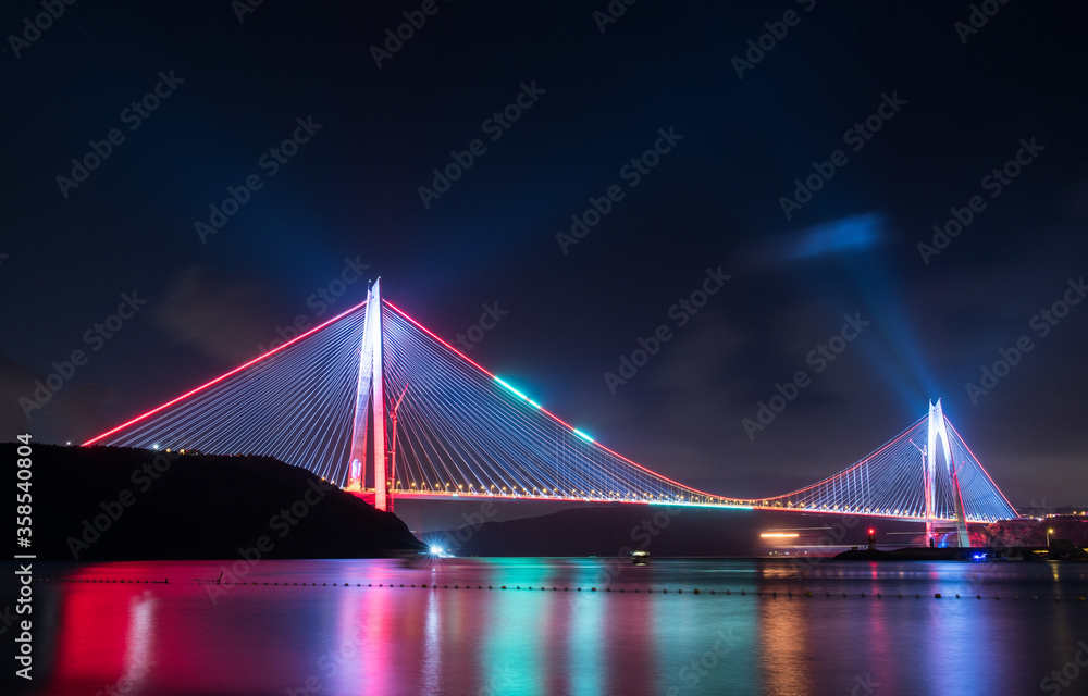 Obraz premium Yavuz Sultan Selim Bridge in Istanbul, Turkey.