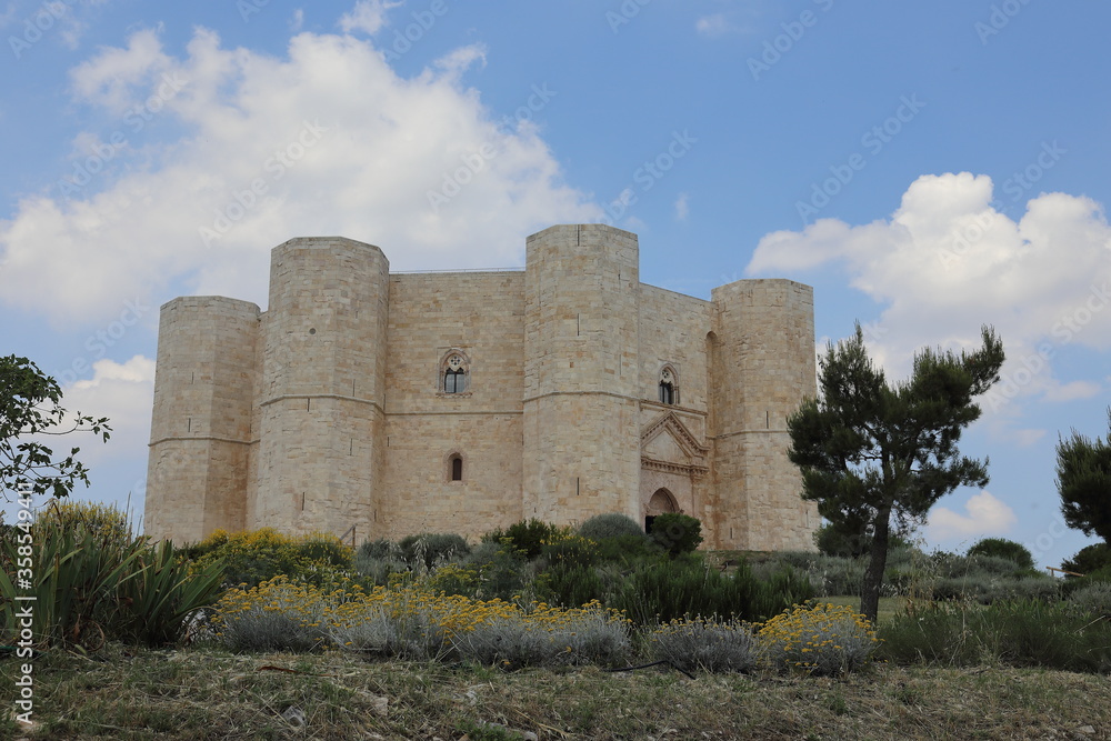 Castel del Monte 2