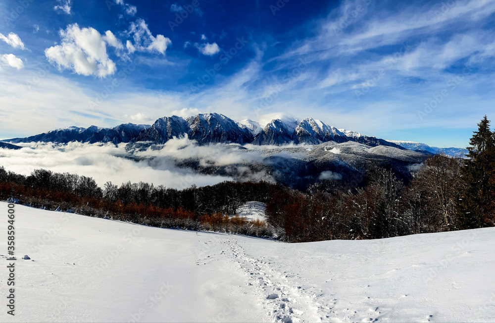 Romania, Bucegi Mountains, snow covered mountains