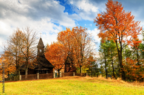 Fototapeta Naklejka Na Ścianę i Meble -  Polish historical wood church in mountains.