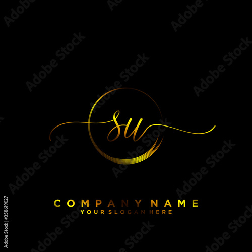 SU Initial handwriting logo vector  