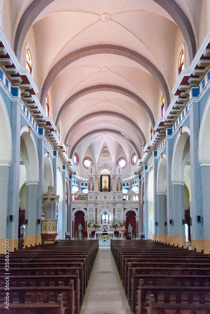 Kuba, Santiago de Cuba, El Cobre, Basilika, Basílica del Cobre im Inneren bei Santiago de Cuba