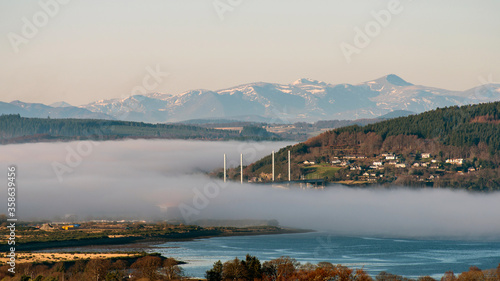 Obraz na płótnie Kessock Bridge under Low Cloud