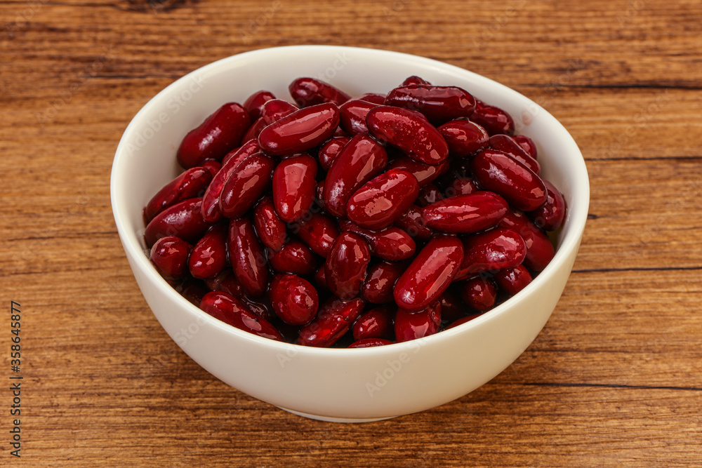 Red baked kidney in the bowl Red baked kidney in the bowl