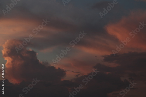 clouds at sunset © Ян Терещенко