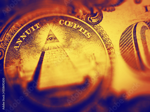One dollar detail pyramid. Tilt-shift lens use.